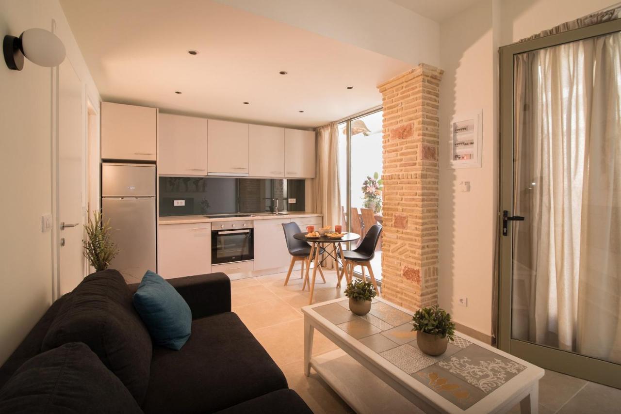 Modern Apartments, In Centre Kalamaki (Zakynthos)