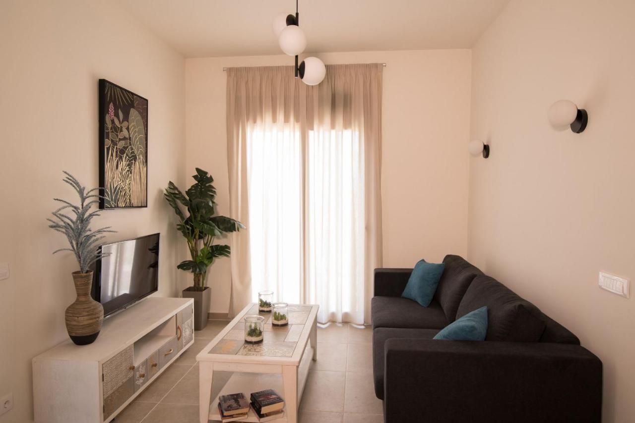 Modern Apartments, In Centre Kalamaki (Zakynthos)